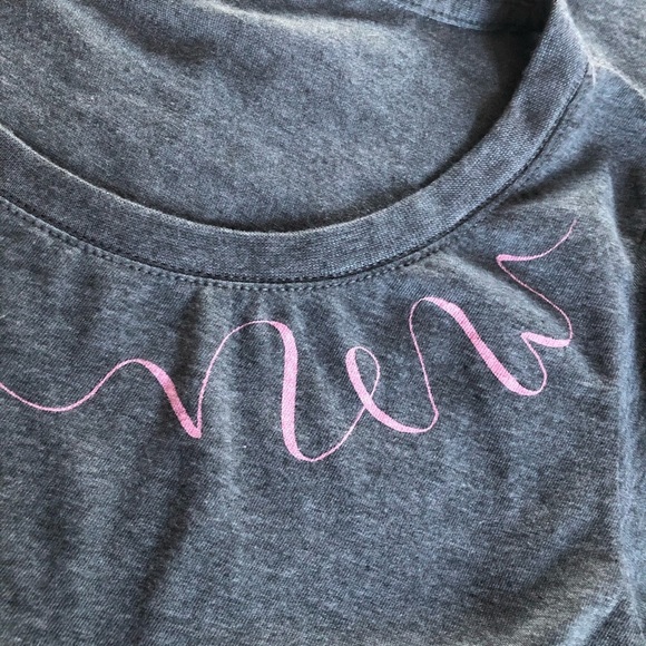 Tultex soft grey shirt sleeve pink graphic T-shirt size Medium - Picture 4 of 7